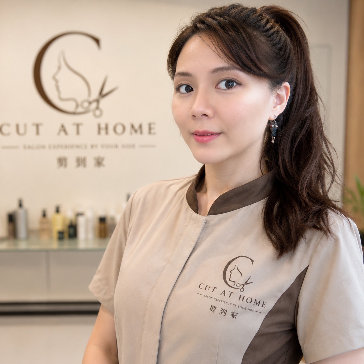 嚕比設計師形象照
